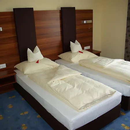 Hotel Gaum Biberach-Ummendorf Номер фото